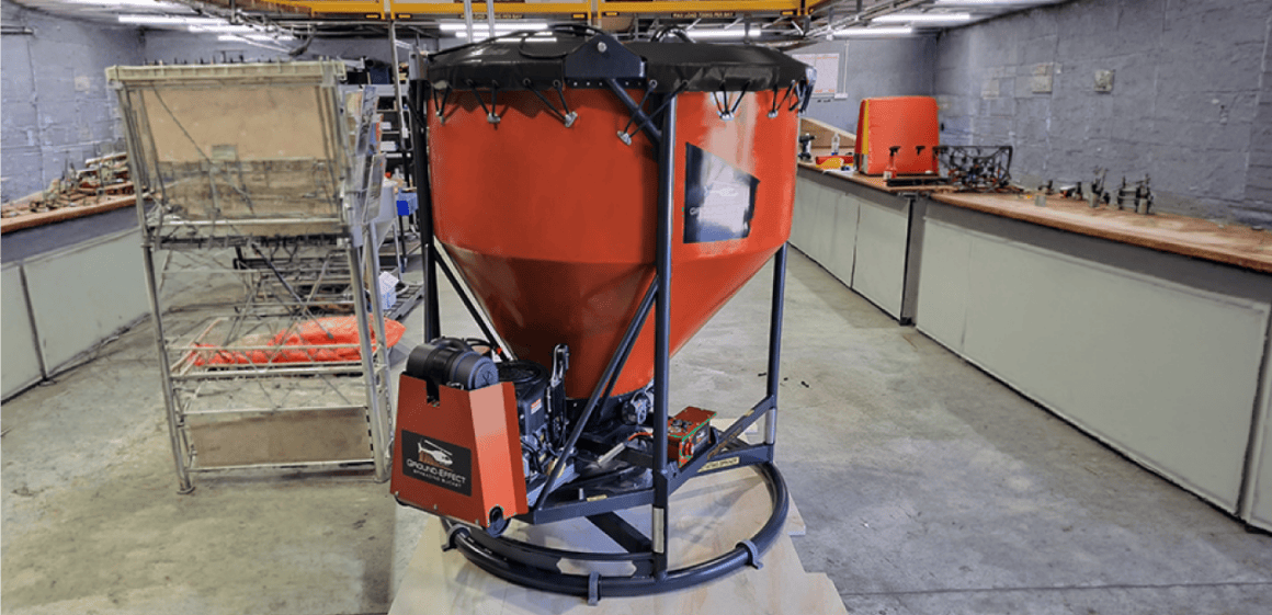 Ground-Effect Spreading Bucket